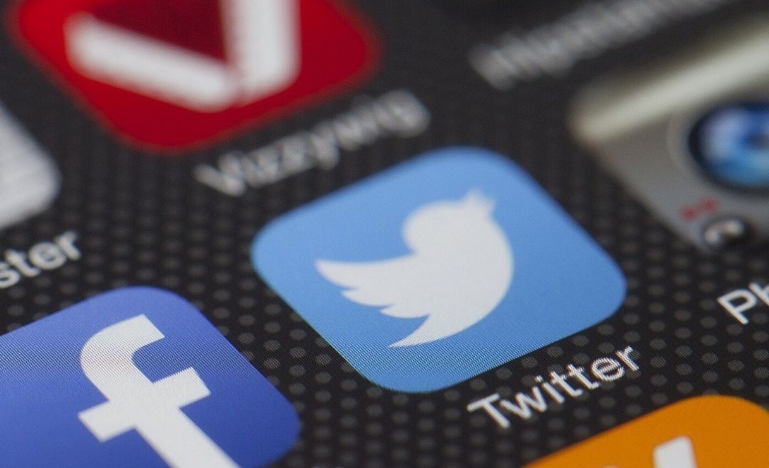 Día de las Redes Sociales: Observar, Escuchar y Actuar